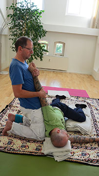 Thay-Yoga Massage